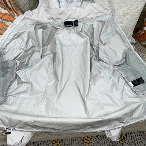 Marmot Hooded Jacket - Picture 8 of 10